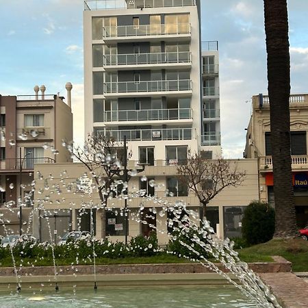 Apartamento Centrico Con Garage Mercedes Esterno foto