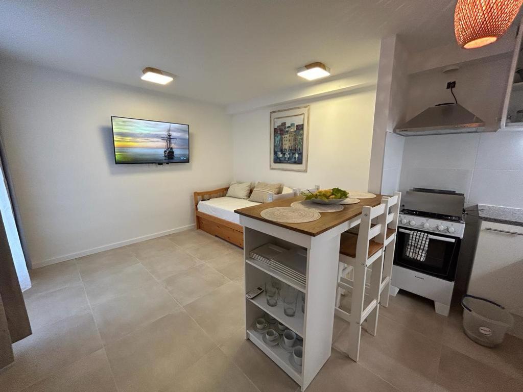 Apartamento Centrico Con Garage Mercedes Esterno foto